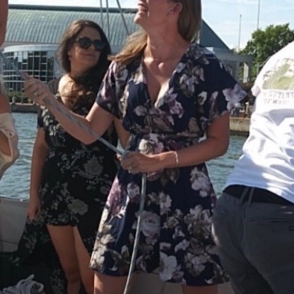 ModCloth C Luce floral v neck dress navy and purple size medium - Picture 1 of 7